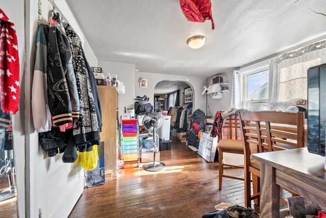 1115 N RICHMOND STREET, Appleton, WI 54911