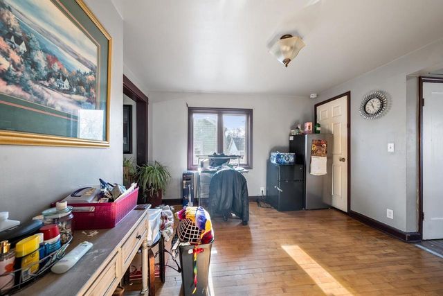 1115 N RICHMOND STREET, Appleton, WI 54911