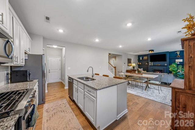 1809 Shelbourne Way, Fort Mill, SC 29707