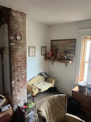 85 S Warren Avenue, Columbus, OH 43204