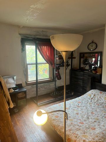 85 S Warren Avenue, Columbus, OH 43204