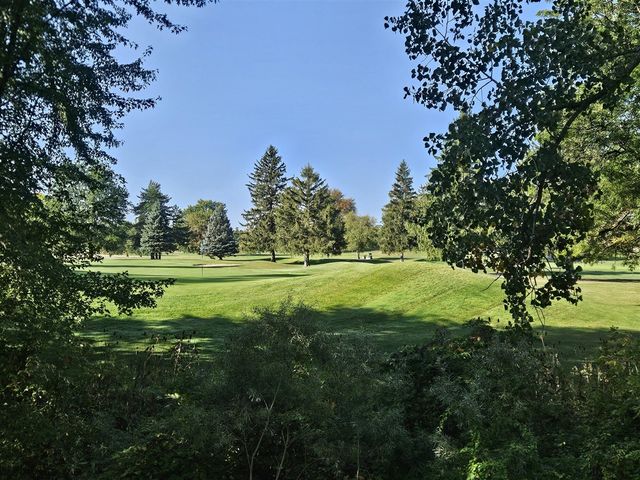 1598 Macnider Avenue, Grand Rapids, MI 49546