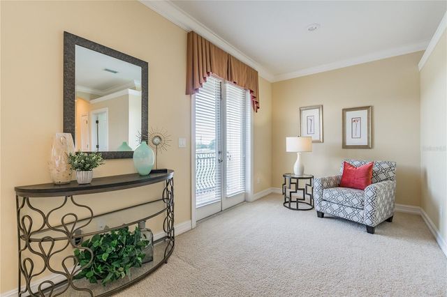 13920 CLUBHOUSE DRIVE, Tampa, FL 33618