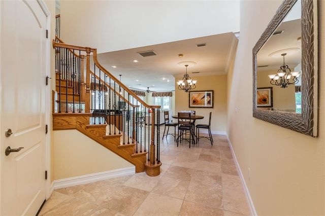 13920 CLUBHOUSE DRIVE, Tampa, FL 33618