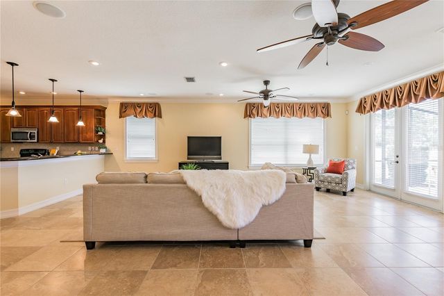 13920 CLUBHOUSE DRIVE, Tampa, FL 33618