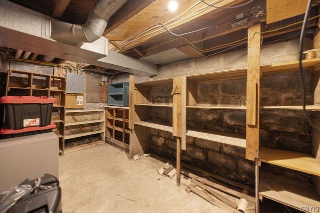8118 East Seneca, Manlius, NY 13104