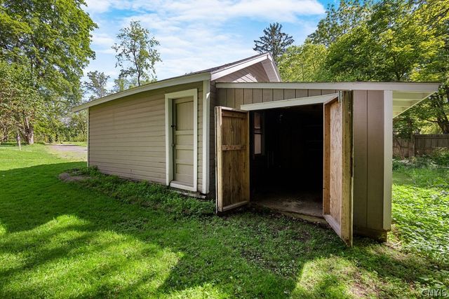 8118 East Seneca, Manlius, NY 13104