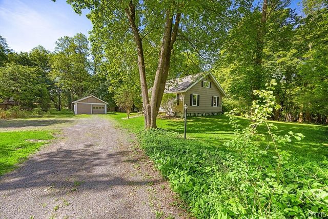8118 East Seneca, Manlius, NY 13104
