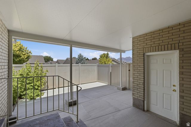 1597 W CORNERSTONE WAY, South Jordan, UT 84095
