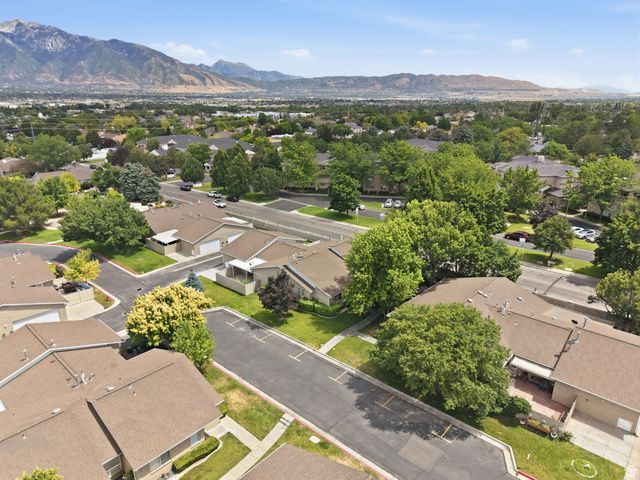 1597 W CORNERSTONE WAY, South Jordan, UT 84095