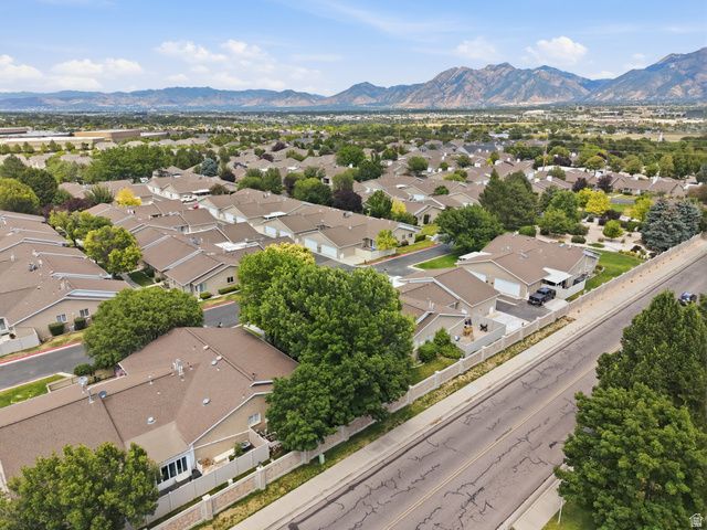1597 W CORNERSTONE WAY, South Jordan, UT 84095
