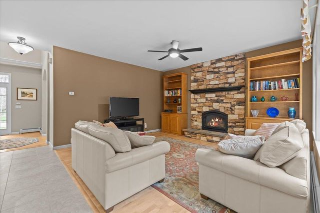 182 Barrett Lane, Williston, VT 05495
