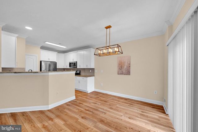 25 MILLER CIR, Pennington, NJ 08534