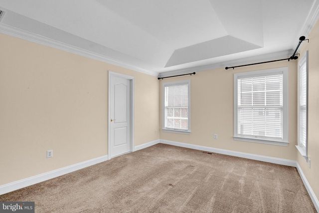 25 MILLER CIR, Pennington, NJ 08534