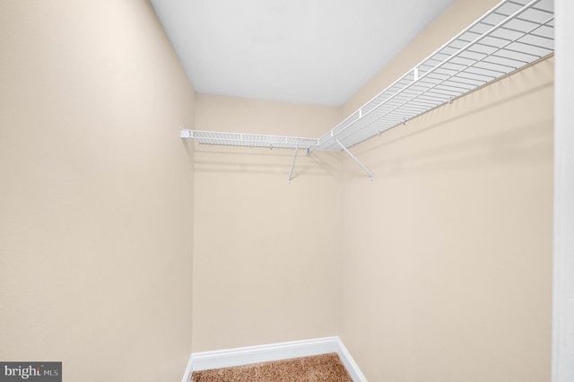 25 MILLER CIR, Pennington, NJ 08534