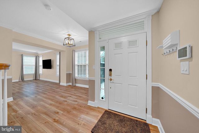 25 MILLER CIR, Pennington, NJ 08534