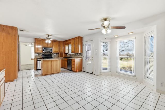 123 Valley Ranch Road, Sherman, TX 75092