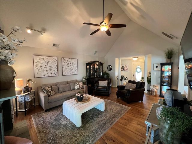 201 Abigaile Court, Mcdonough, GA 30252