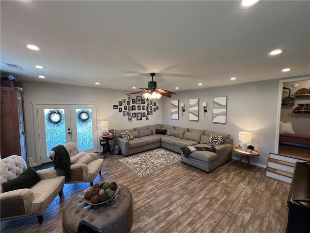 201 Abigaile Court, Mcdonough, GA 30252