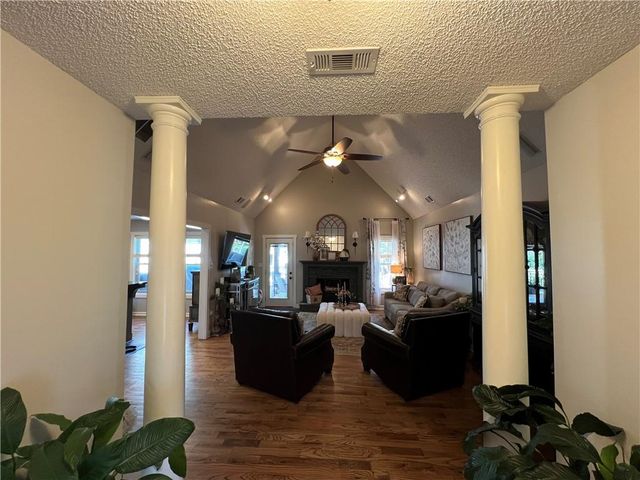 201 Abigaile Court, Mcdonough, GA 30252