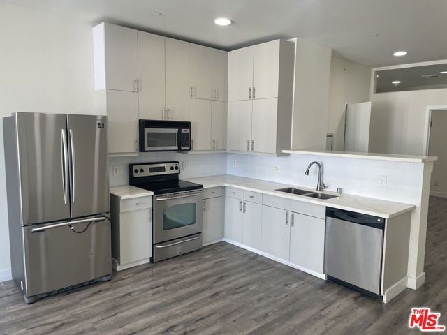 3810 Wilshire Boulevard 1001, Los Angeles, CA 90010