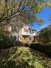 42071 Hunters Ridge, Canton Charter Township, MI 48188