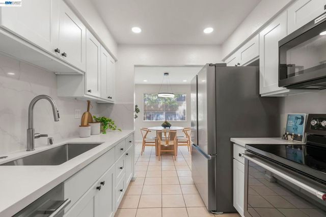 46908 Fernald Cmn, Fremont, CA 94539