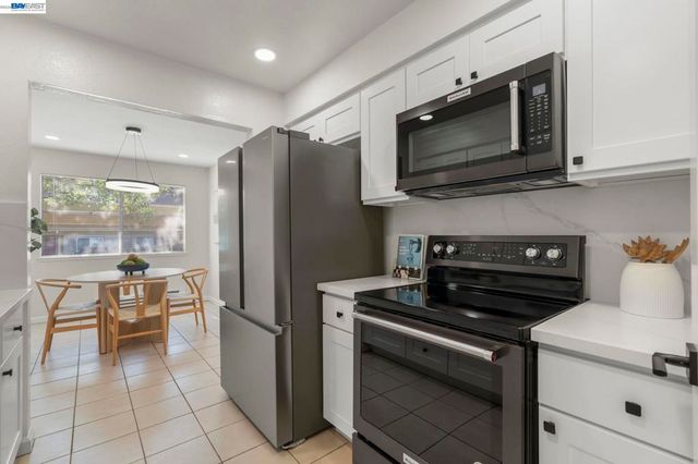 46908 Fernald Cmn, Fremont, CA 94539