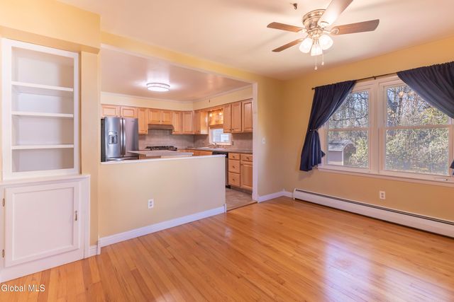 4110 Consaul Road, Niskayuna, NY 12304