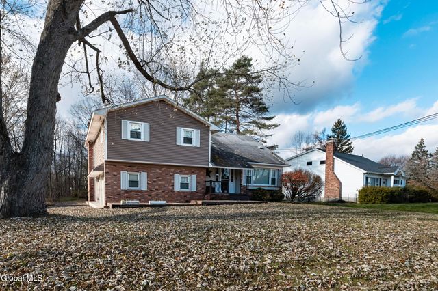 4110 Consaul Road, Niskayuna, NY 12304