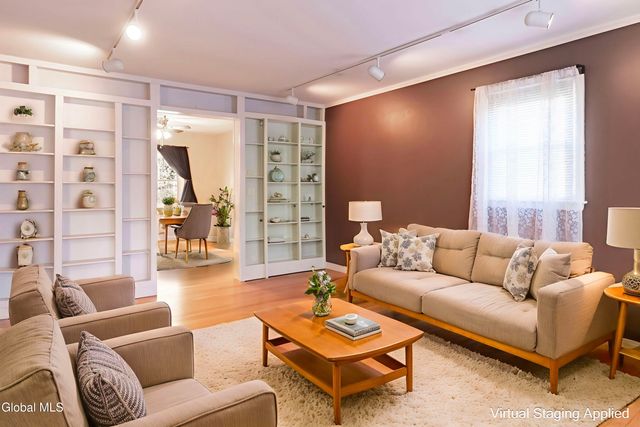 4110 Consaul Road, Niskayuna, NY 12304