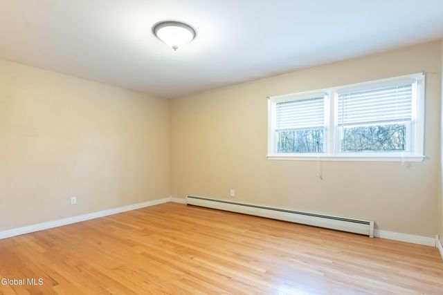 4110 Consaul Road, Niskayuna, NY 12304