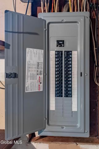 4110 Consaul Road, Niskayuna, NY 12304