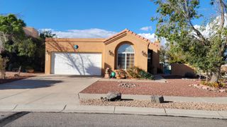 10331 Arroyo Crest Drive NW, Albuquerque, NM 87114