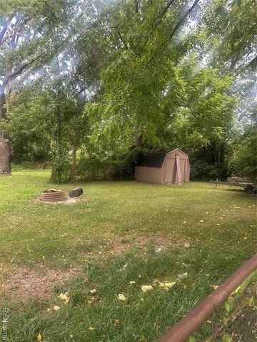 559 Arthur Avenue, Pontiac, MI 48341