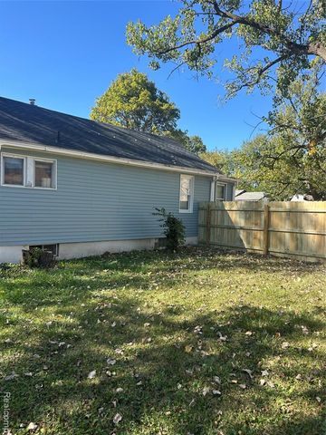 559 Arthur Avenue, Pontiac, MI 48341