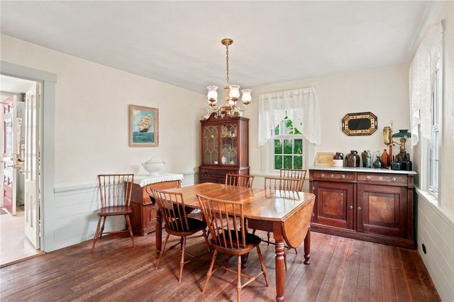 362 Abbott Run Valley Road, Cumberland, RI 02864
