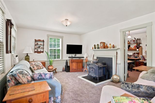 362 Abbott Run Valley Road, Cumberland, RI 02864