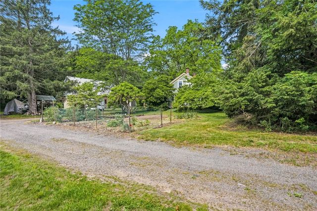 362 Abbott Run Valley Road, Cumberland, RI 02864