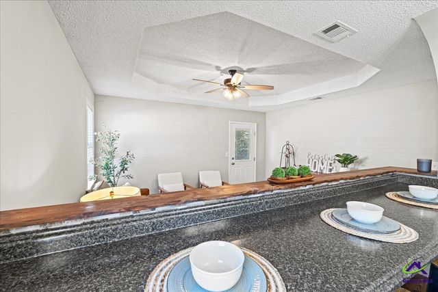 302 Strawbridge Lane, Bonaire, GA 31005