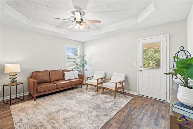 302 Strawbridge Lane, Bonaire, GA 31005