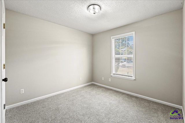 302 Strawbridge Lane, Bonaire, GA 31005