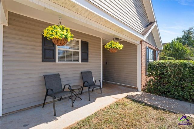 302 Strawbridge Lane, Bonaire, GA 31005