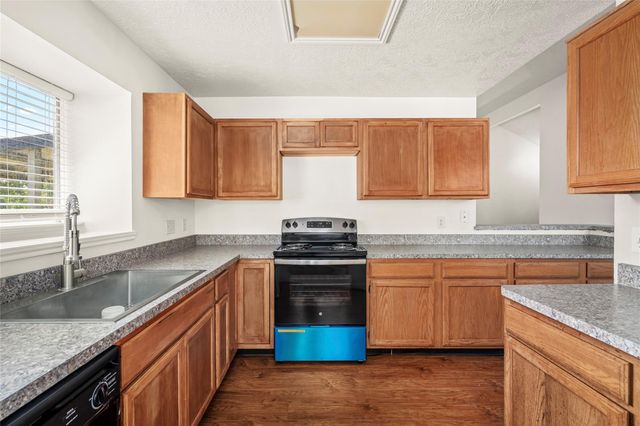 7006 Tara Blue Ridge Drive, Richmond, TX 77469