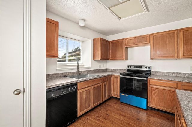 7006 Tara Blue Ridge Drive, Richmond, TX 77469