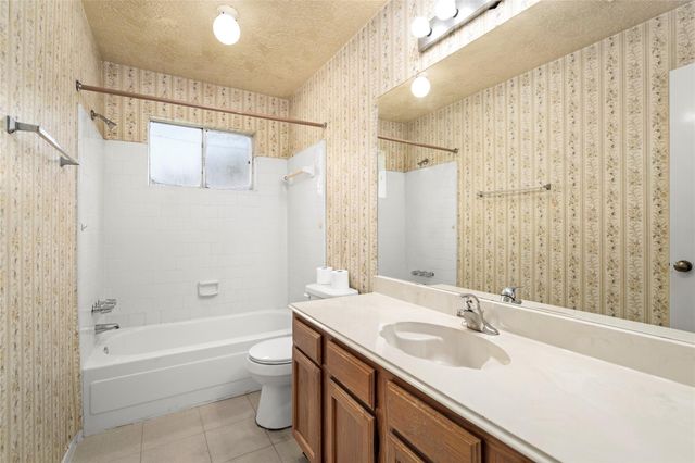 7006 Tara Blue Ridge Drive, Richmond, TX 77469