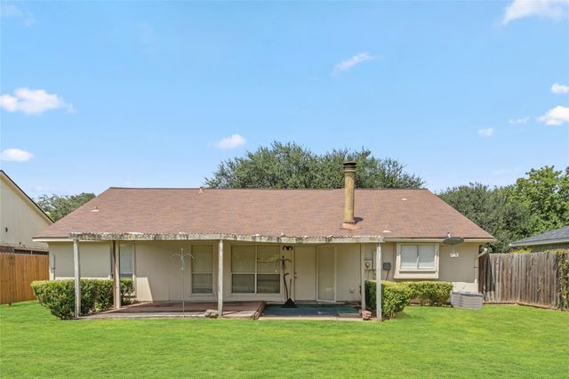 7006 Tara Blue Ridge Drive, Richmond, TX 77469