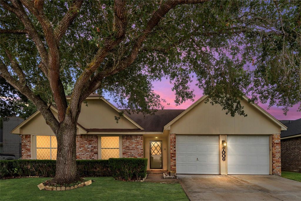 7006 Tara Blue Ridge Drive, Richmond, TX 77469