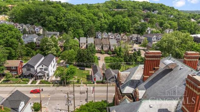 448 Delta Avenue, Cincinnati, OH 45226