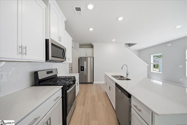 132 Bechler Drive, Gray Court, SC 29645